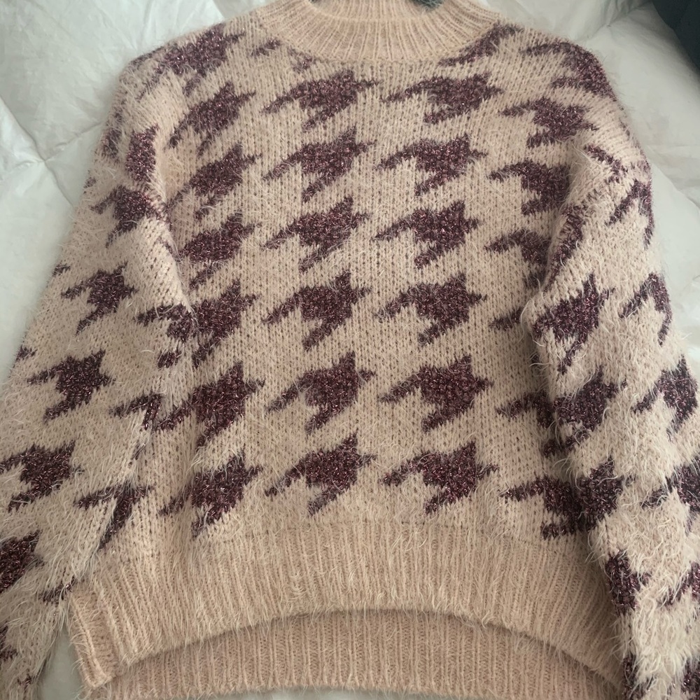 Forever 21 pink Printed Sweater
